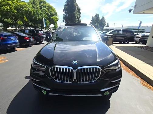 Jet Black 2023 BMW X5 PHEV xDrive45e