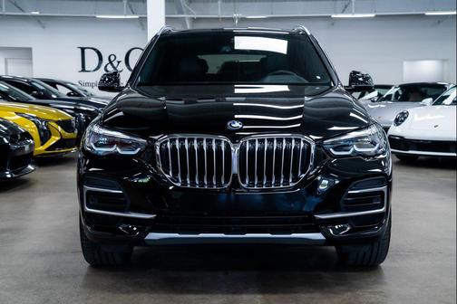 Jet Black 2023 BMW X5 PHEV xDrive45e