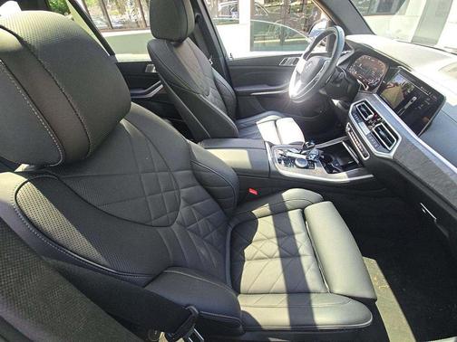Jet Black 2023 BMW X5 PHEV xDrive45e