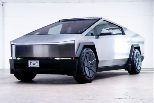 Stainless Steel 2024 Tesla Cybertruck Cyberbeast