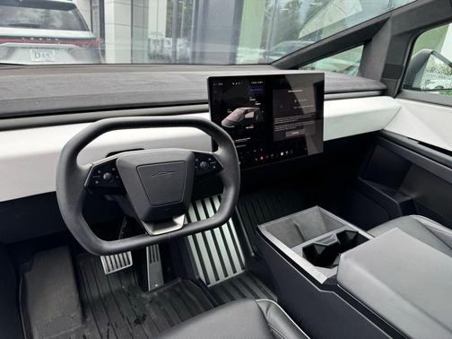 Stainless Steel 2024 Tesla Cybertruck Cyberbeast