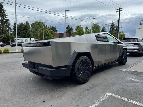 Stainless Steel 2024 Tesla Cybertruck Cyberbeast