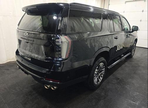 2025 Chevrolet Suburban Z71