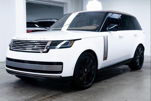 2023 Land Rover Range Rover SV