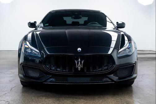 2022 Maserati Quattroporte Trofeo