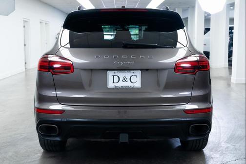2016 Porsche Cayenne AWD 4dr
