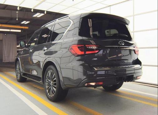 2024 INFINITI QX80 SENSORY AWD