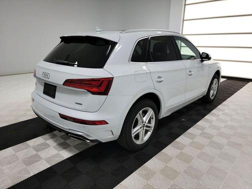 2024 Audi Q5 55 S line Premium Plus