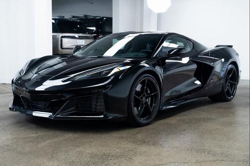 2025 Chevrolet Corvette E-Ray RWD Coupe 1LZ
