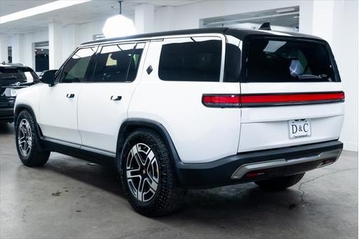 2022 Rivian R1S Launch Edition