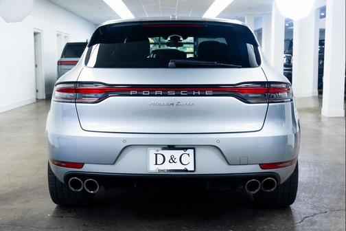 2021 Porsche Macan Turbo