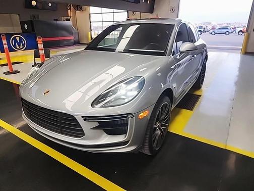 2021 Porsche Macan Turbo