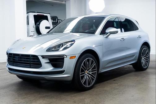 2021 Porsche Macan Turbo