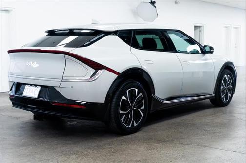 2022 Kia EV6 Wind