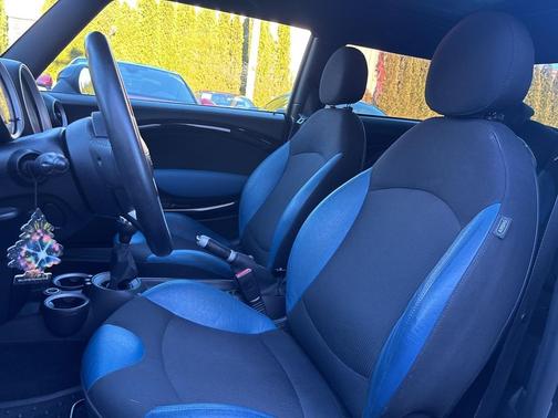 2009 MINI Cooper S Base