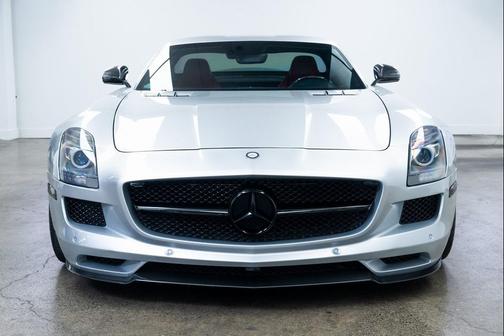2011 Mercedes-Benz SLS AMG Base
