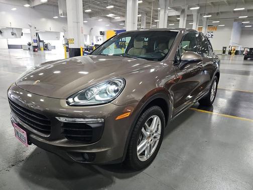 2016 Porsche Cayenne S