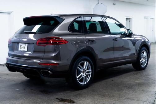 2016 Porsche Cayenne S