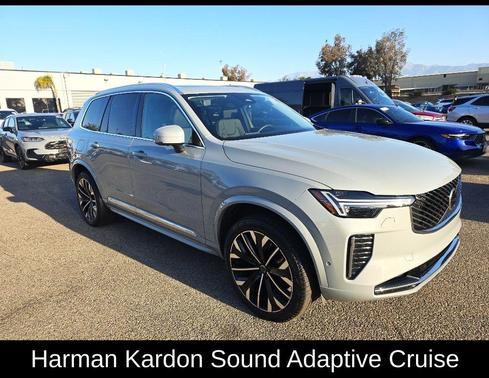 Vapour Grey Metallic 2025 Volvo XC90 Plug-In Hybrid T8 Plus 7-Seater