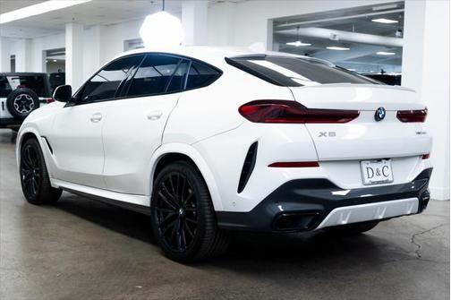 2022 BMW X6 xDrive40i