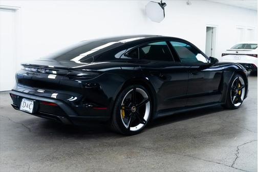 2020 Porsche Taycan Turbo S