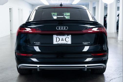 2022 Audi e-tron Sportback S line Premium Plus