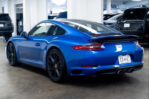 2017 Porsche 911 Carrera