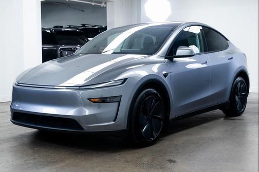 2026 Tesla Model Y Long Range Dual Motor All-Wheel Drive
