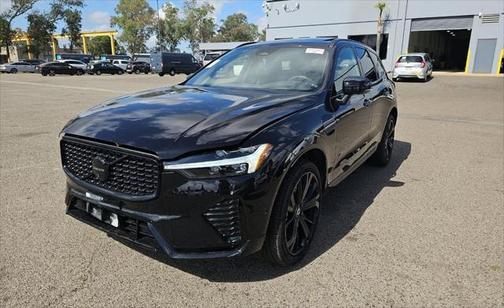 2024 Volvo XC60 Recharge Plug-In Hybrid T8 Ultimate Black Edition