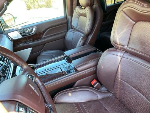 2021 Lincoln Navigator Black Label