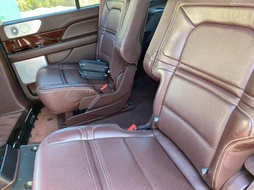 2021 Lincoln Navigator Black Label