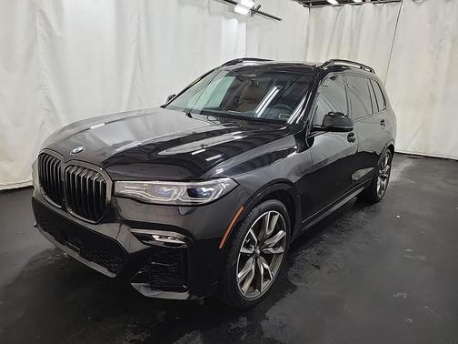 2021 BMW X7 M50i