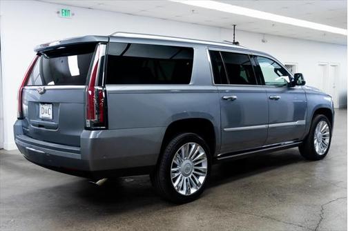 2019 Cadillac Escalade ESV Platinum