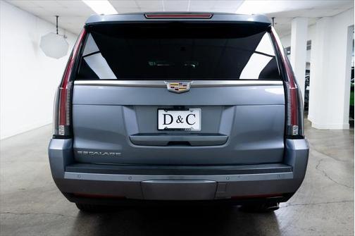 2019 Cadillac Escalade ESV Platinum