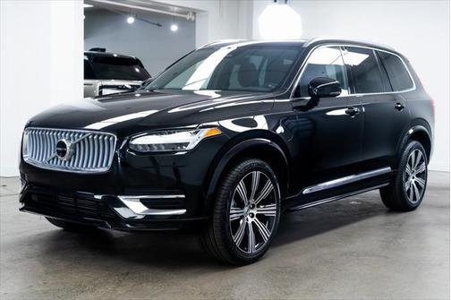2024 Volvo XC90 Recharge Plug-In Hybrid T8 Plus Bright Theme 7-Seater