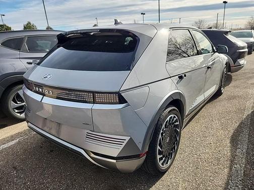 Cyber Gray 2024 Hyundai IONIQ 5 Limited