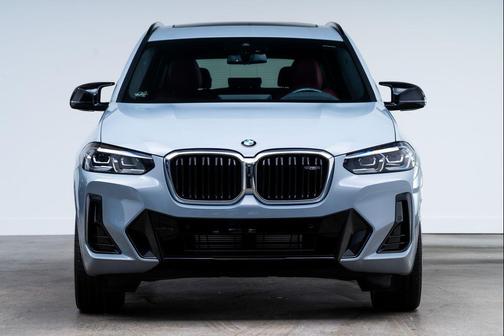 Brooklyn Grey Metallic 2024 BMW X3 M40i