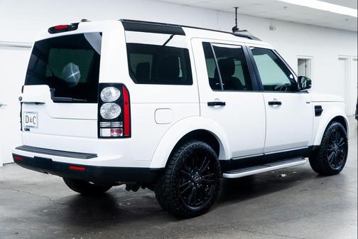 2015 Land Rover LR4 Base