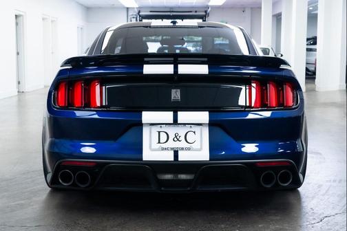 2018 Ford Shelby GT350 Base