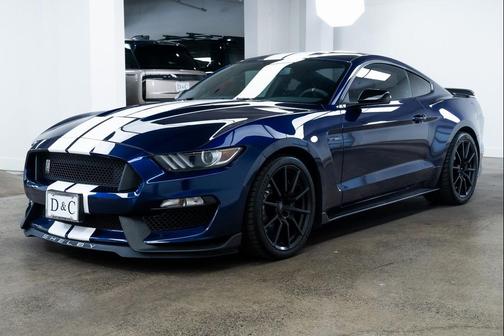 2018 Ford Shelby GT350 Base