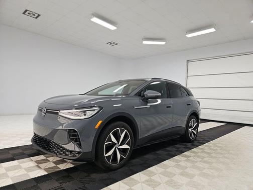 Pure Gray 2023 Volkswagen ID.4 AWD Pro S