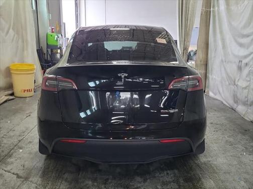 2023 Tesla Model Y Performance Dual Motor All-Wheel Drive