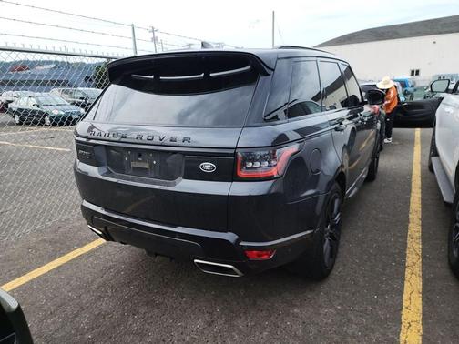 2021 Land Rover Range Rover Sport SE
