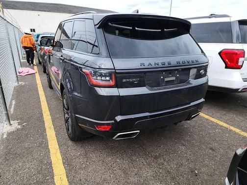2021 Land Rover Range Rover Sport SE