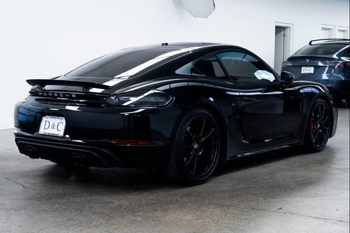 2025 Porsche 718 Cayman GTS 4.0