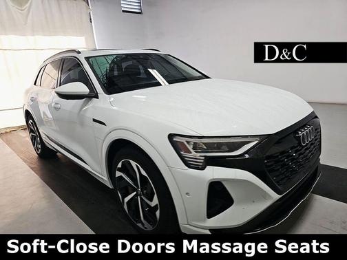 2024 Audi Q8 e-tron Prestige