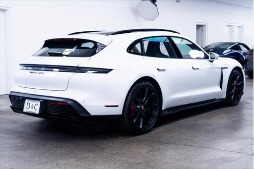 2024 Porsche Taycan GTS