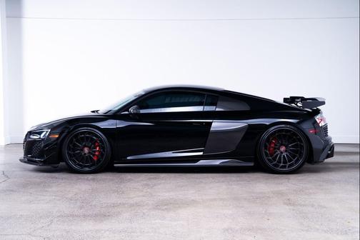 Mythos Black Metallic 2023 Audi R8 V10 GT RWD S tronic