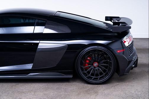 Mythos Black Metallic 2023 Audi R8 V10 GT RWD S tronic