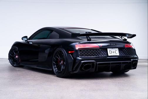 Mythos Black Metallic 2023 Audi R8 V10 GT RWD S tronic